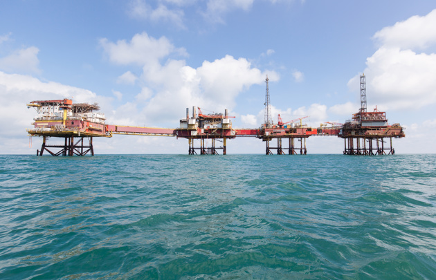 Oil rig image